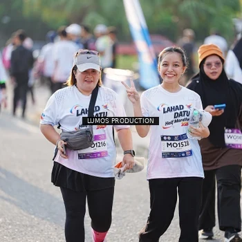 Runner Photo 7944436