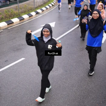 Runner Photo 7944454