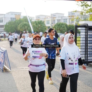 Runner Photo 7944459