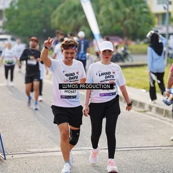 Runner Photo 7944474