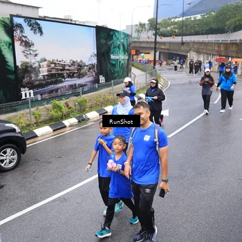 Runner Photo 7944481