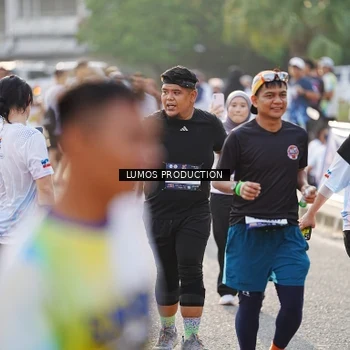 Runner Photo 7944484