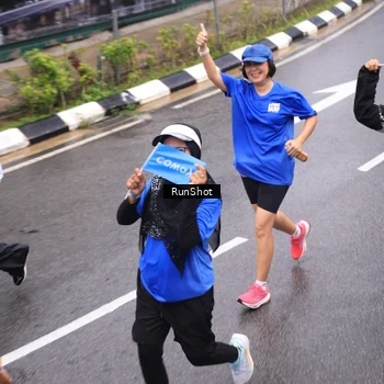 Runner Photo 7944487