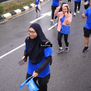 Runner Photo 7944499