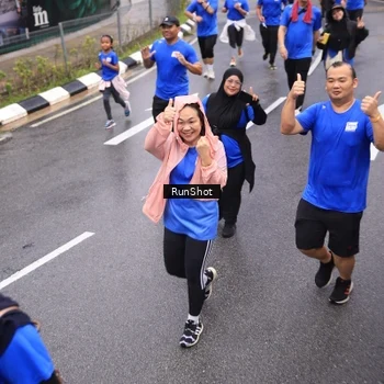 Runner Photo 7944507
