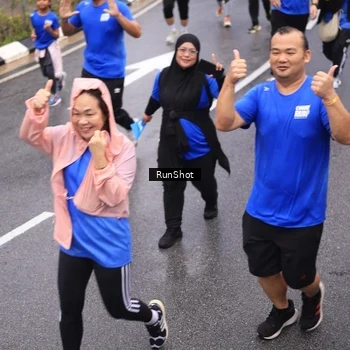 Runner Photo 7944509