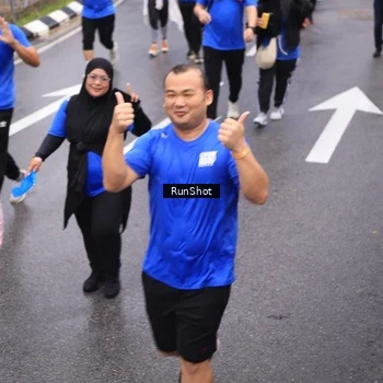 Runner Photo 7944513