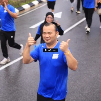 Runner Photo 7944514