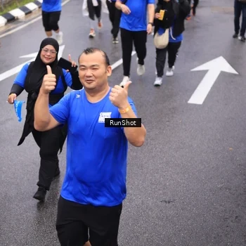 Runner Photo 7944516