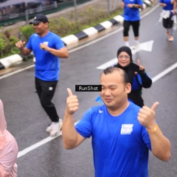 Runner Photo 7944520