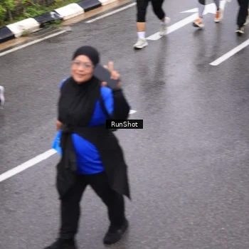 Runner Photo 7944525