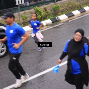 Runner Photo 7944526