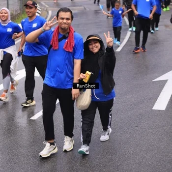 Runner Photo 7944529