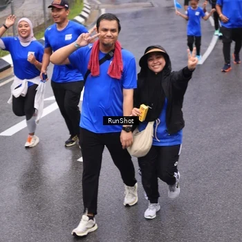 Runner Photo 7944530