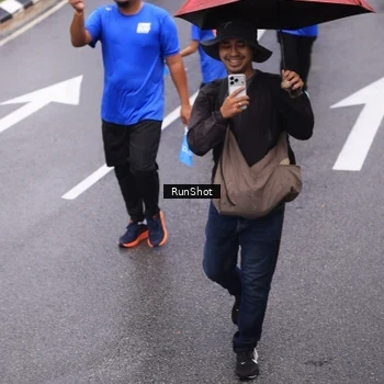 Runner Photo 7944584