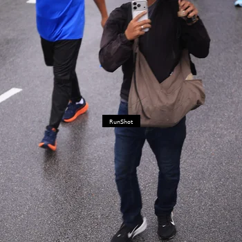 Runner Photo 7944602