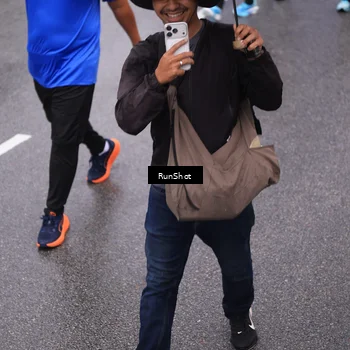 Runner Photo 7944605