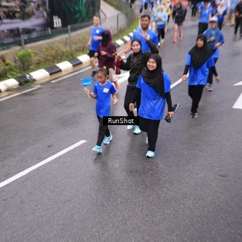 Runner Photo 7944634