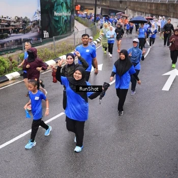 Runner Photo 7944645