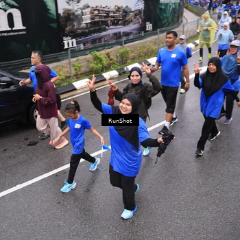 Runner Photo 7944656