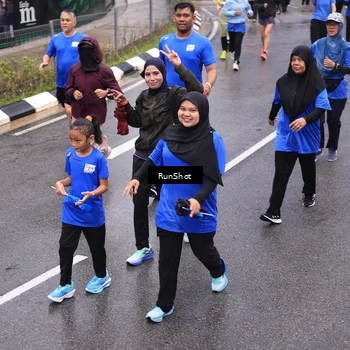 Runner Photo 7944657