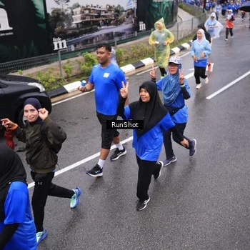 Runner Photo 7944670