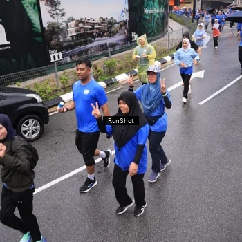Runner Photo 7944674