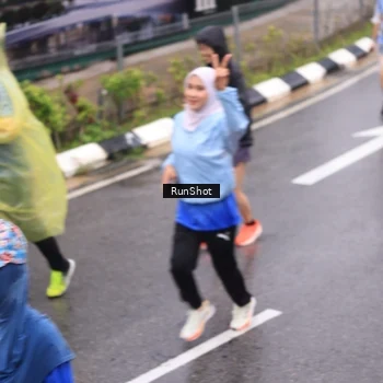 Runner Photo 7944680