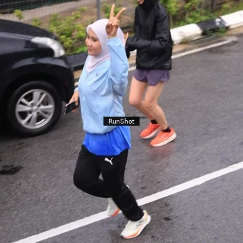 Runner Photo 7944693