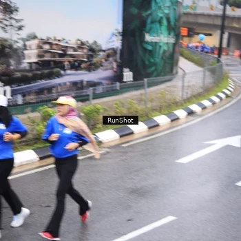 Runner Photo 7944701