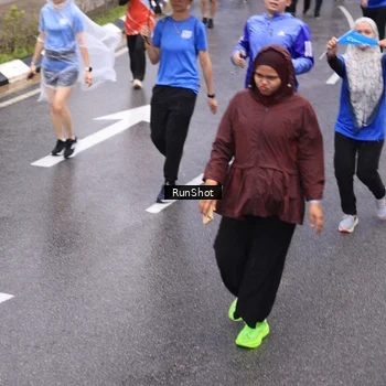Runner Photo 7944702