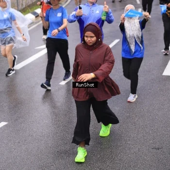 Runner Photo 7944704