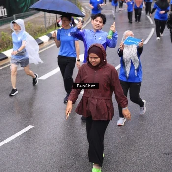 Runner Photo 7944708