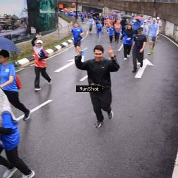 Runner Photo 7944730
