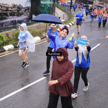 Runner Photo 7944734