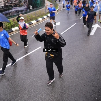Runner Photo 7944739