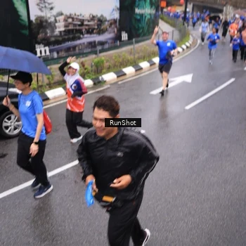 Runner Photo 7944741