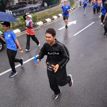 Runner Photo 7944743