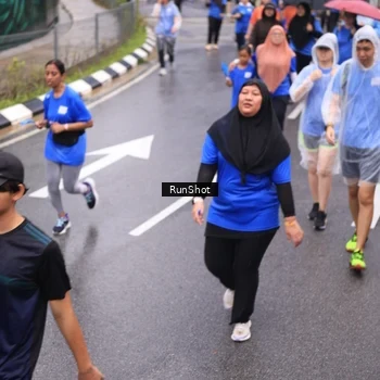 Runner Photo 7944777