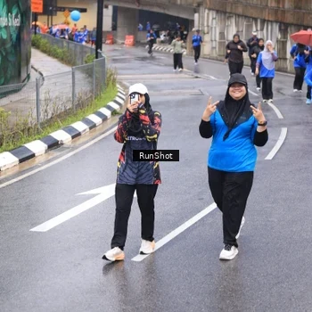 Runner Photo 7944789