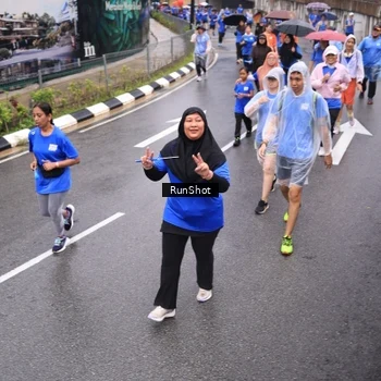 Runner Photo 7944791