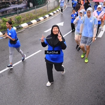 Runner Photo 7944794