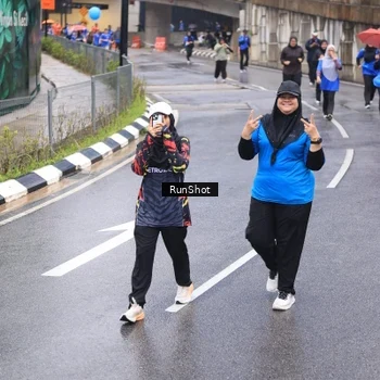 Runner Photo 7944813