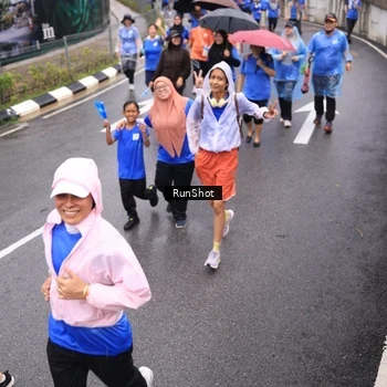 Runner Photo 7944823