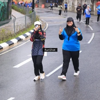 Runner Photo 7944845