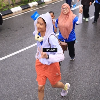 Runner Photo 7944851