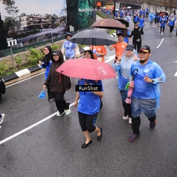Runner Photo 7944855