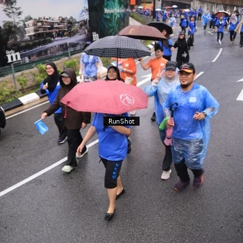 Runner Photo 7944856