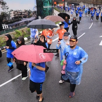 Runner Photo 7944858