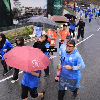Runner Photo 7944865